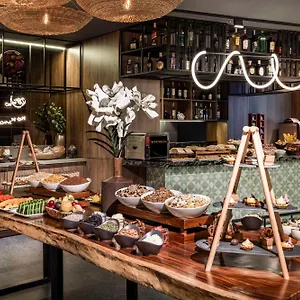 **** Hotel Nh Boheme Royal Colombia
